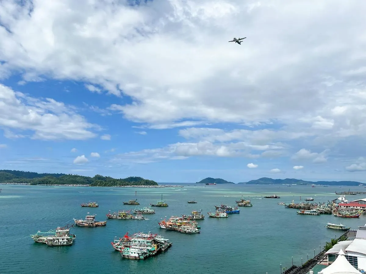 Pelagos Oceanus Waterfront Seaview Homestay Kota Kinabalu 0*,  Malásia